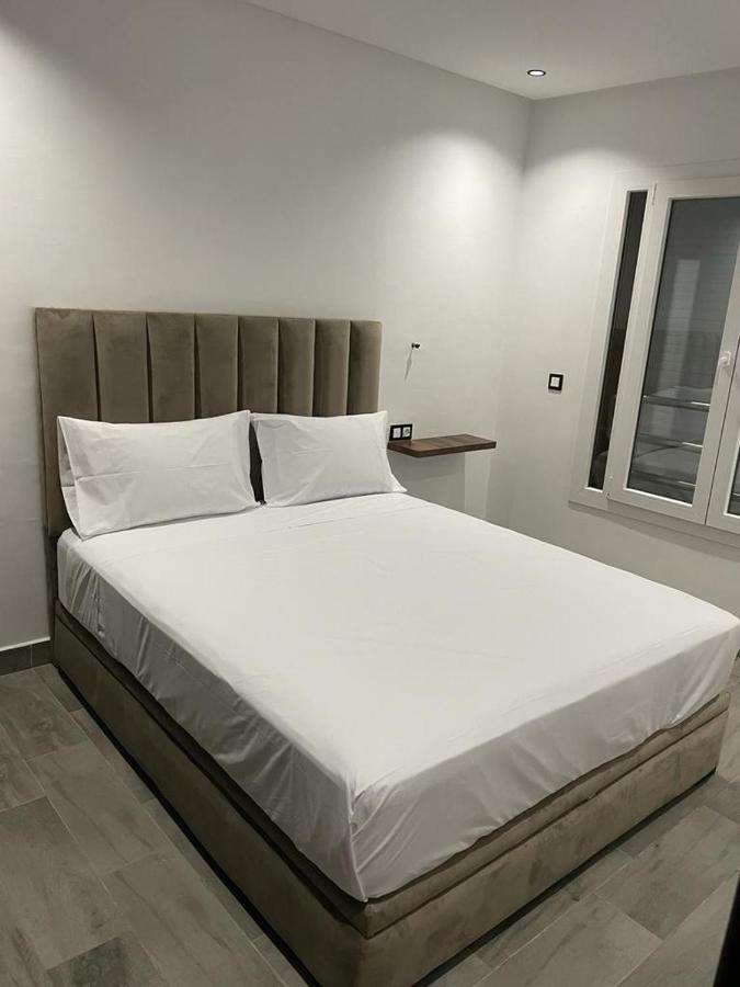 Appartement Res Abdelaziz 5 min de la plage ONLY FOR FAMILIES à Martil Extérieur photo